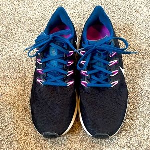 Nike Air Zoom Pegasus Women’s Athletic Shoes 8.5